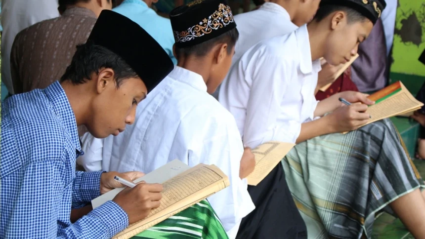 Pesantren dalam Kesusastraan Indonesia