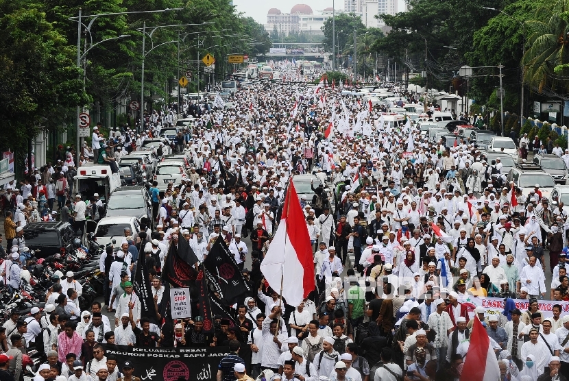 Kehidupan Beragama: Kasus Kaum Muslimin Indonesia