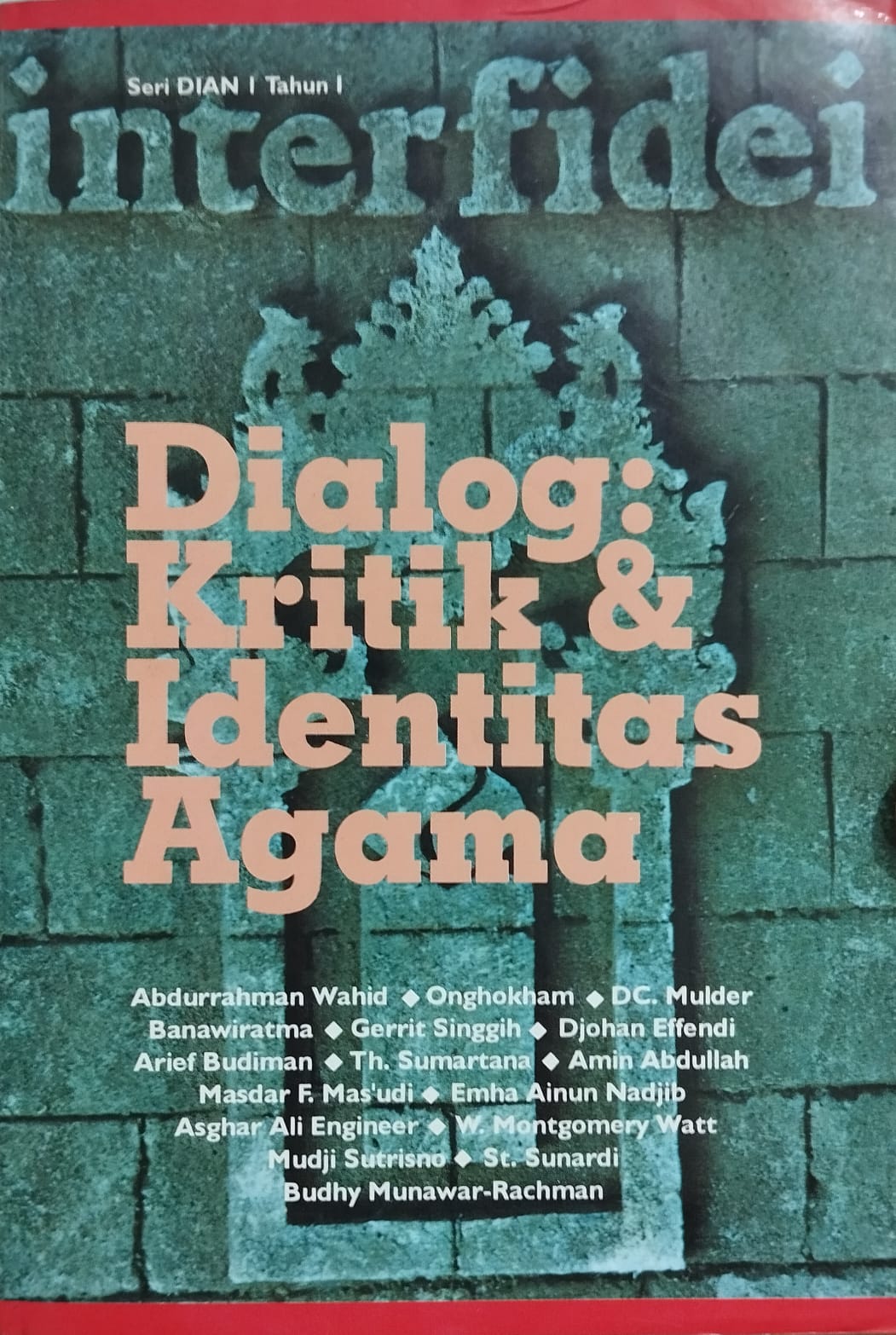 Dialog: Kritik & Identitas Agama