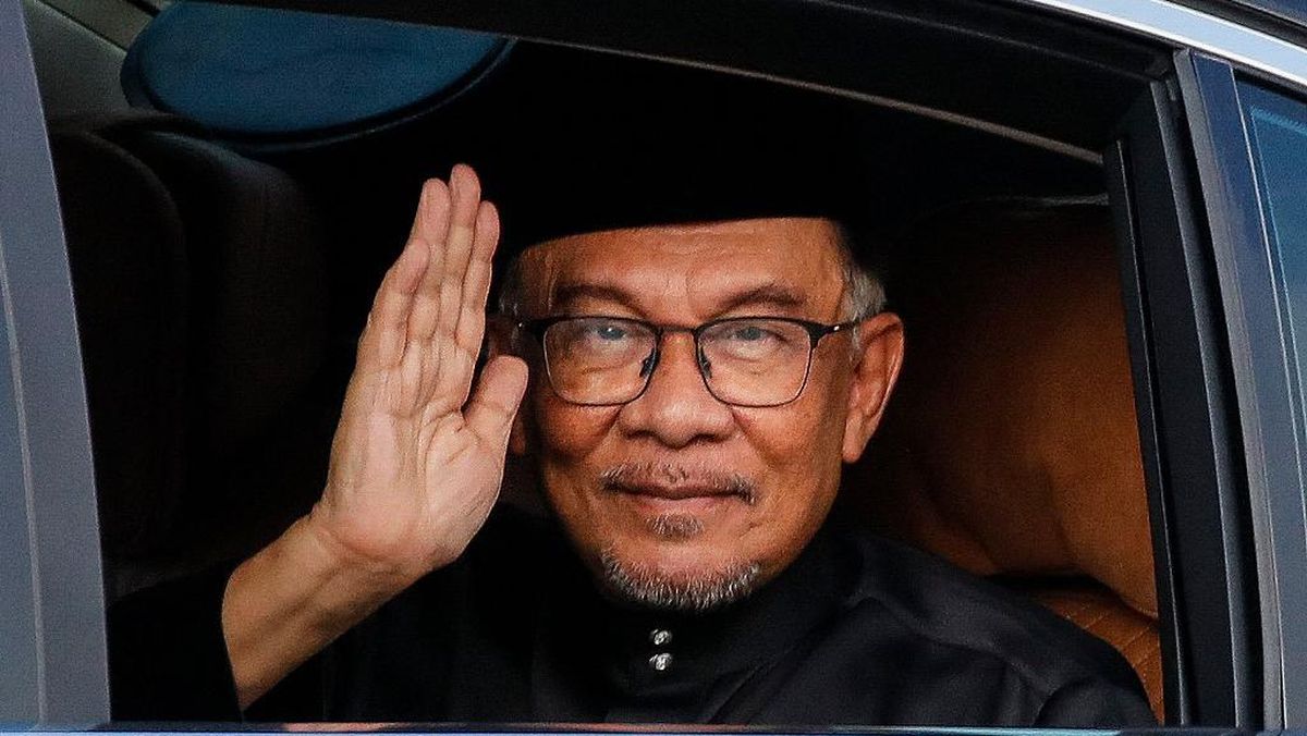 Anwar, Mahathir, dan Kita di Indonesia