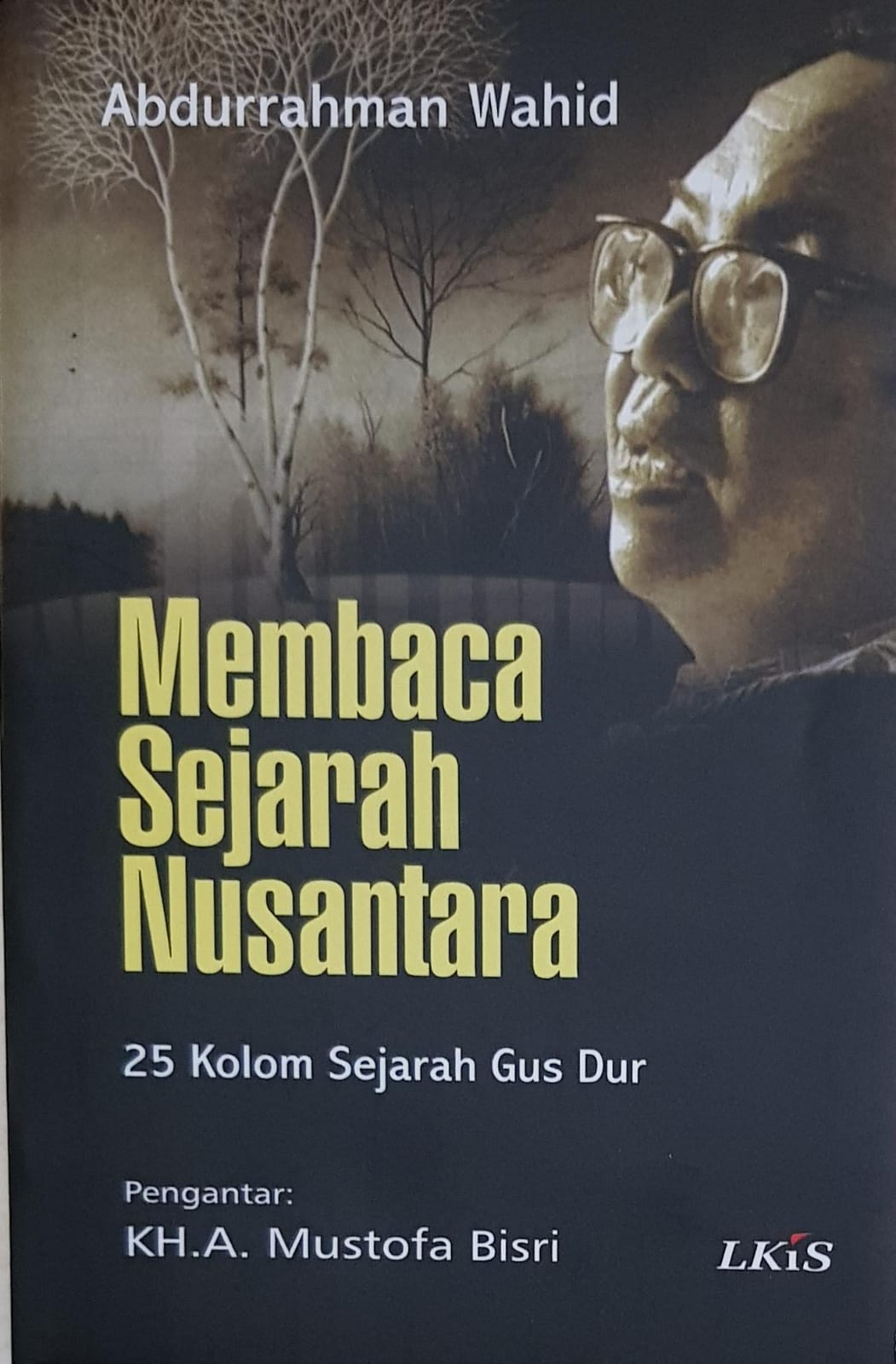 Membaca Sejarah Nusantara