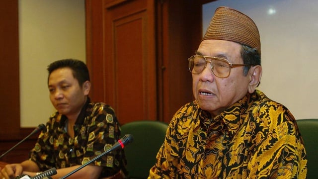 Mengenang Sejarah Meluruskan Visi